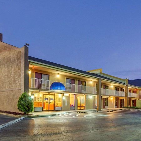 Rodeway Inn Норкрос Екстер'єр фото
