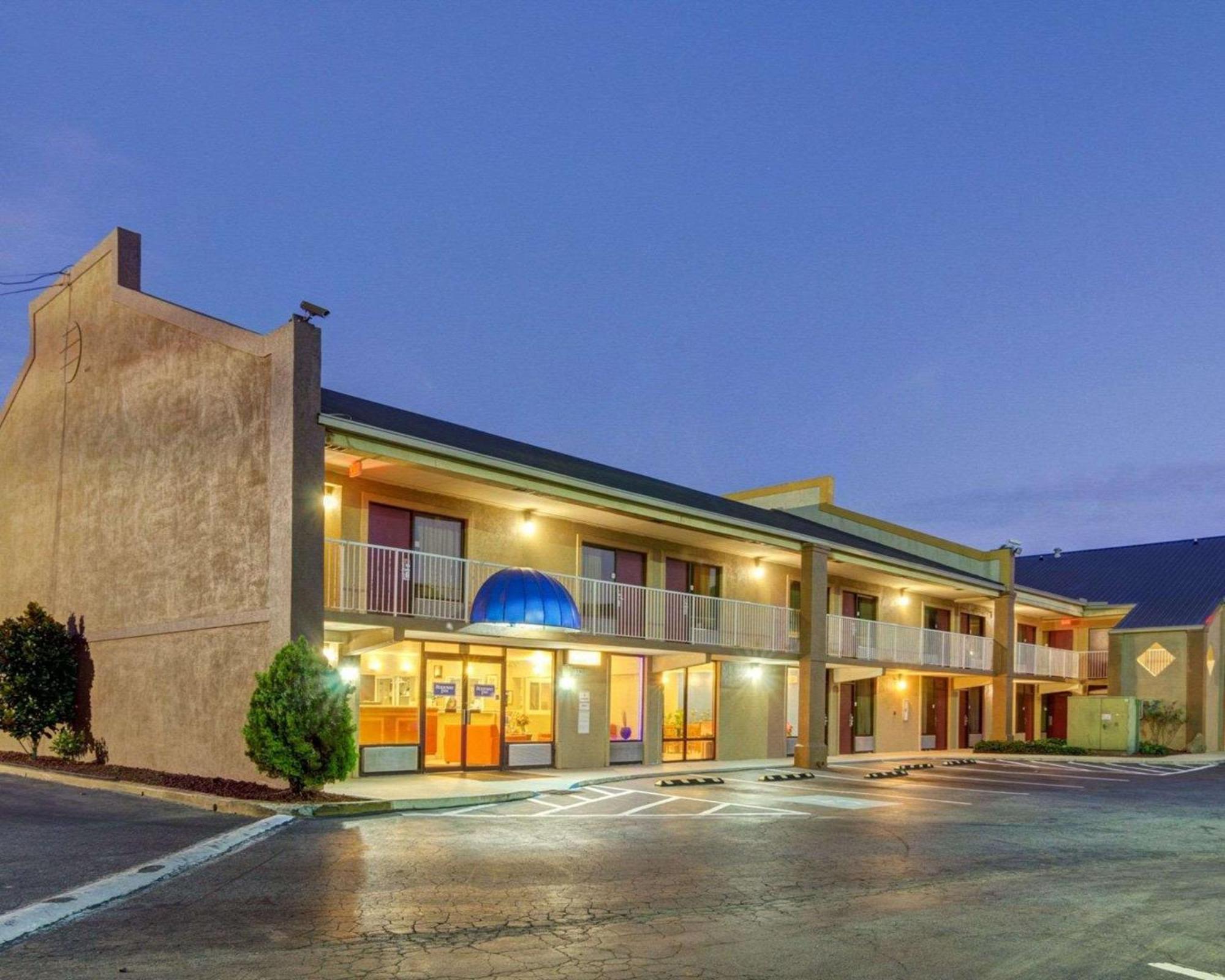 Rodeway Inn Норкрос Екстер'єр фото